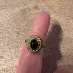 Vintage Avon "Byzantine" Faux Onyx & Seed Pearl Ring – Size 7.5